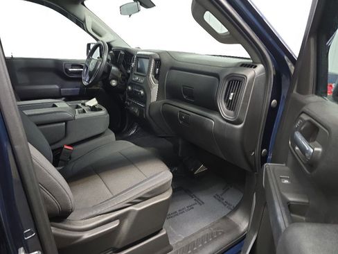 Used 2020 Chevrolet Silverado 1500 Custom Trail Boss w/ Custom Convenience Package AWD/4WD image 15