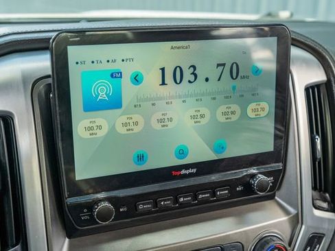 Used 2017 GMC Sierra 1500 SLE w/ SLE Value Package image 28