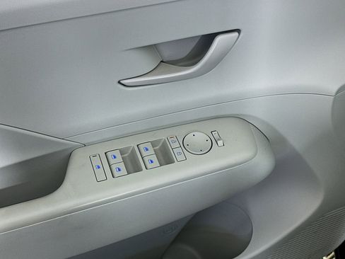 Used 2024 Hyundai Kona SEL FWD image 15