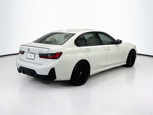 Used 2026 BMW 330i Sedan w/ M Sport Package RWD image 5