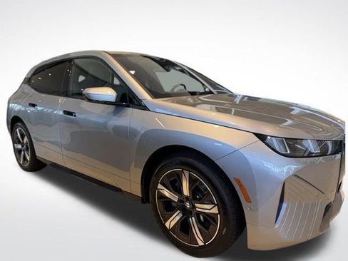 New 2026 BMW iX xDrive45 image 3