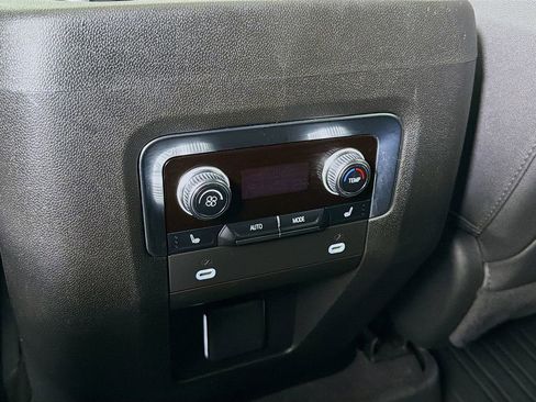 Used 2023 GMC Yukon AT4 image 29