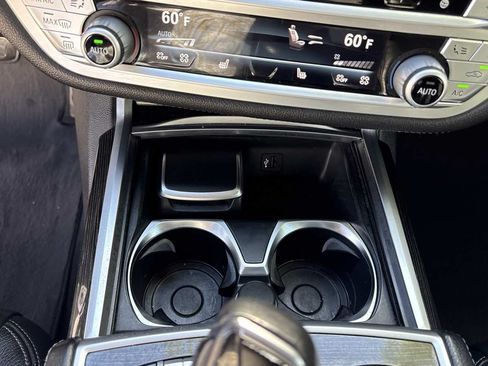 Used 2019 BMW 740i w/ M Sport Package RWD image 29