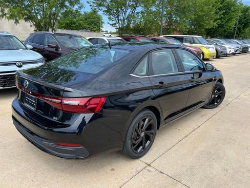 New 2026 Volkswagen Jetta SE FWD image 6
