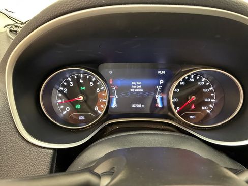 Used 2020 Jeep Compass Sport image 12