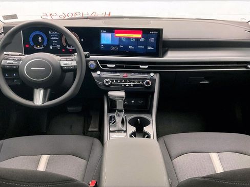 Certified 2025 Hyundai Sonata SE image 5