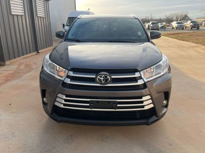 Used 2019 Toyota Highlander XLE