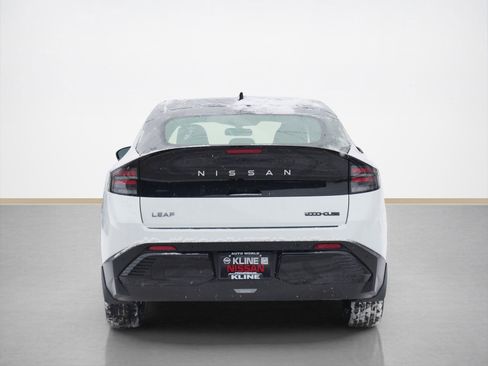 New 2026 Nissan Leaf SV+ image 3