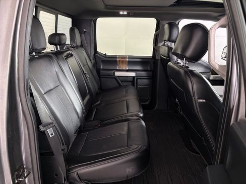Used 2019 Ford F150 Lariat w/ Equipment Group 502A Luxury AWD/4WD image 42