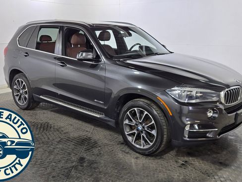 Used 2018 BMW X5 xDrive35i AWD/4WD image 9