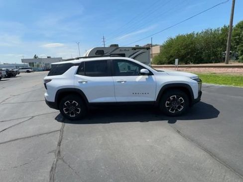 Used 2025 Chevrolet Equinox ACTIV w/ Safety and Technology Package AWD/4WD image 9