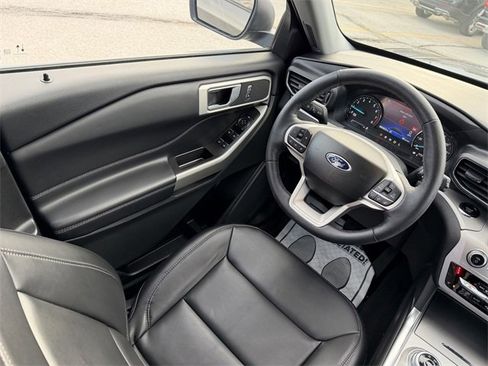 Certified 2023 Ford Explorer XLT w/ Equipment Group 202A image 18