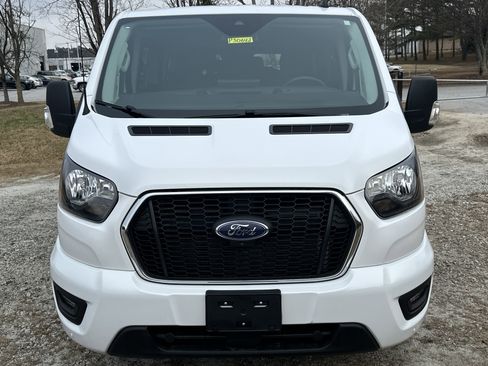 Used 2023 Ford Transit 350 XLT image 2