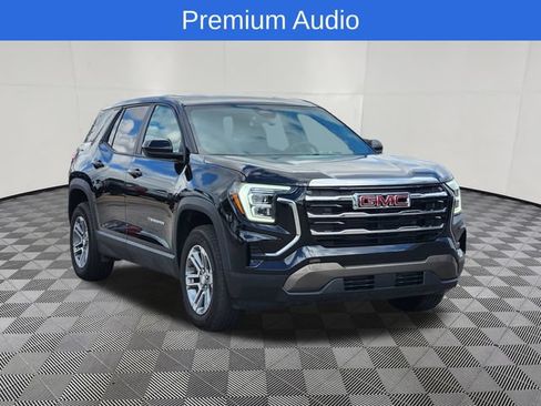 Used 2025 GMC Terrain Elevation AWD/4WD image 2