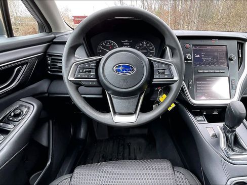 Used 2025 Subaru Outback image 6