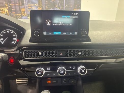 Used 2022 Honda Civic Sport image 15
