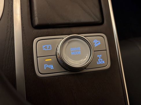 Certified 2023 Genesis GV80 2.5T w/ Prestige 20" Package image 21