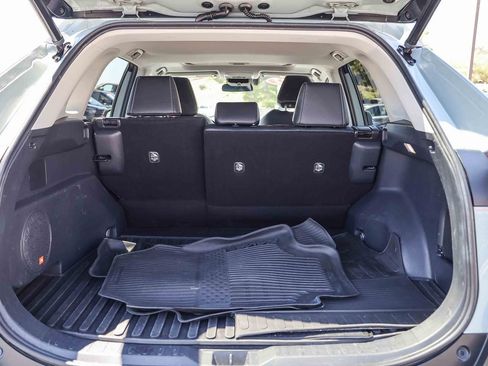 Certified 2022 Toyota RAV4 XLE Premium FWD image 25