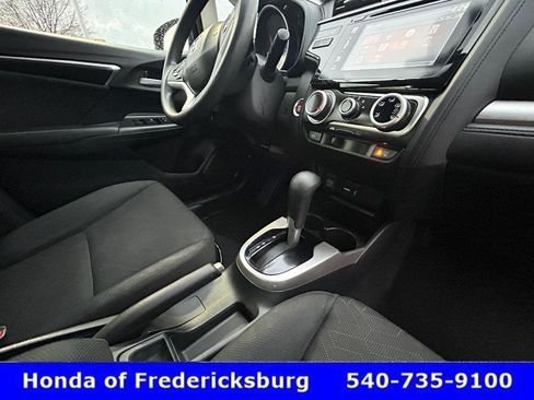 Used 2015 Honda Fit EX image 28