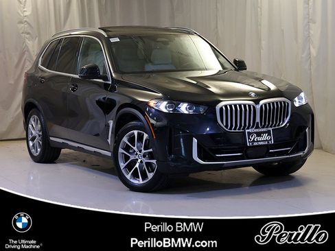 Used 2024 BMW X5 xDrive40i w/ Premium Package AWD/4WD image 1