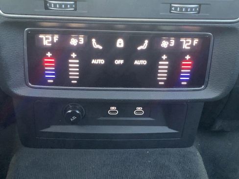 Used 2023 Audi SQ7 Premium Plus image 13