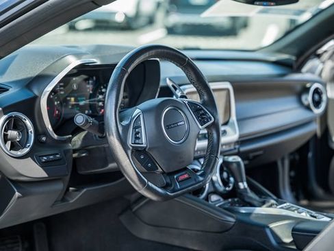 Used 2018 Chevrolet Camaro SS RWD image 22