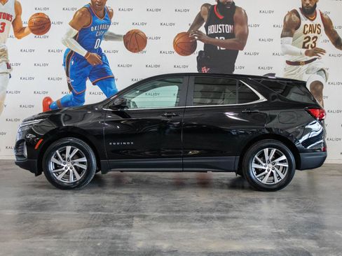 Used 2023 Chevrolet Equinox LT image 16