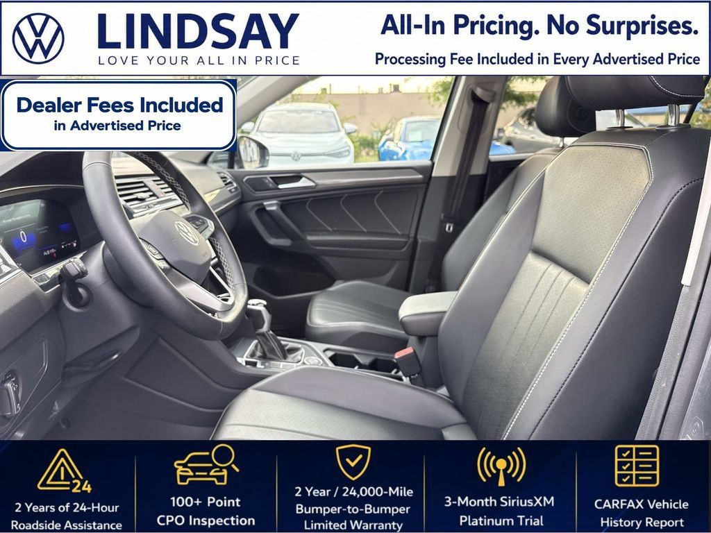 Certified 2024 Volkswagen Tiguan SE w/ Panoramic Sunroof Package AWD/4WD image 11