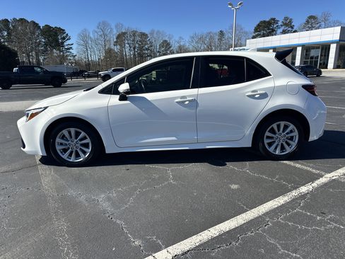 Used 2023 Toyota Corolla SE image 5