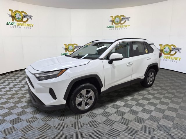 Used 2024 Toyota RAV4 XLE AWD/4WD image 4