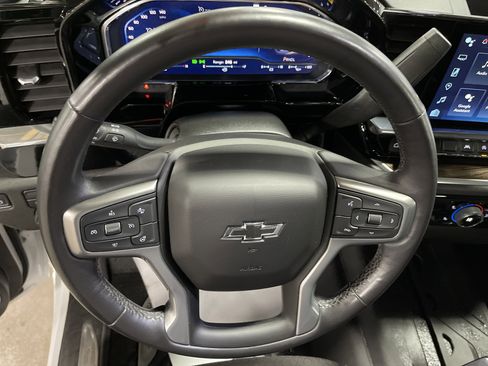 Used 2022 Chevrolet Silverado 1500 RST w/ Protection Package image 17