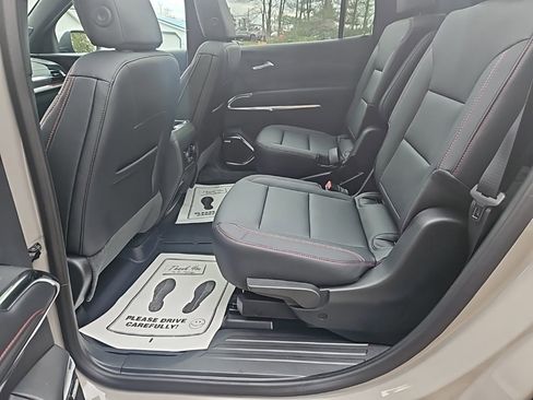 New 2026 Chevrolet Traverse Z71 w/ Enhanced Driving Package image 19