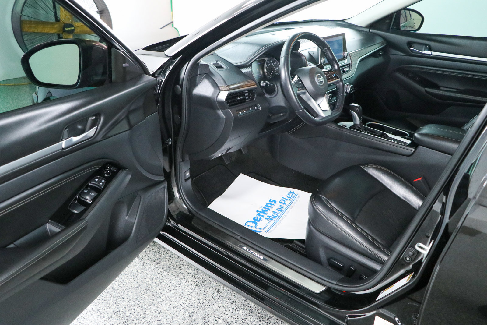 Used 2021 Nissan Altima 2.5 SL FWD image 3