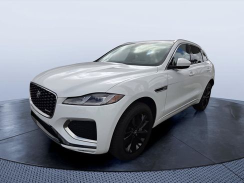 Used 2024 Jaguar F-PACE R-Dynamic S AWD/4WD image 3