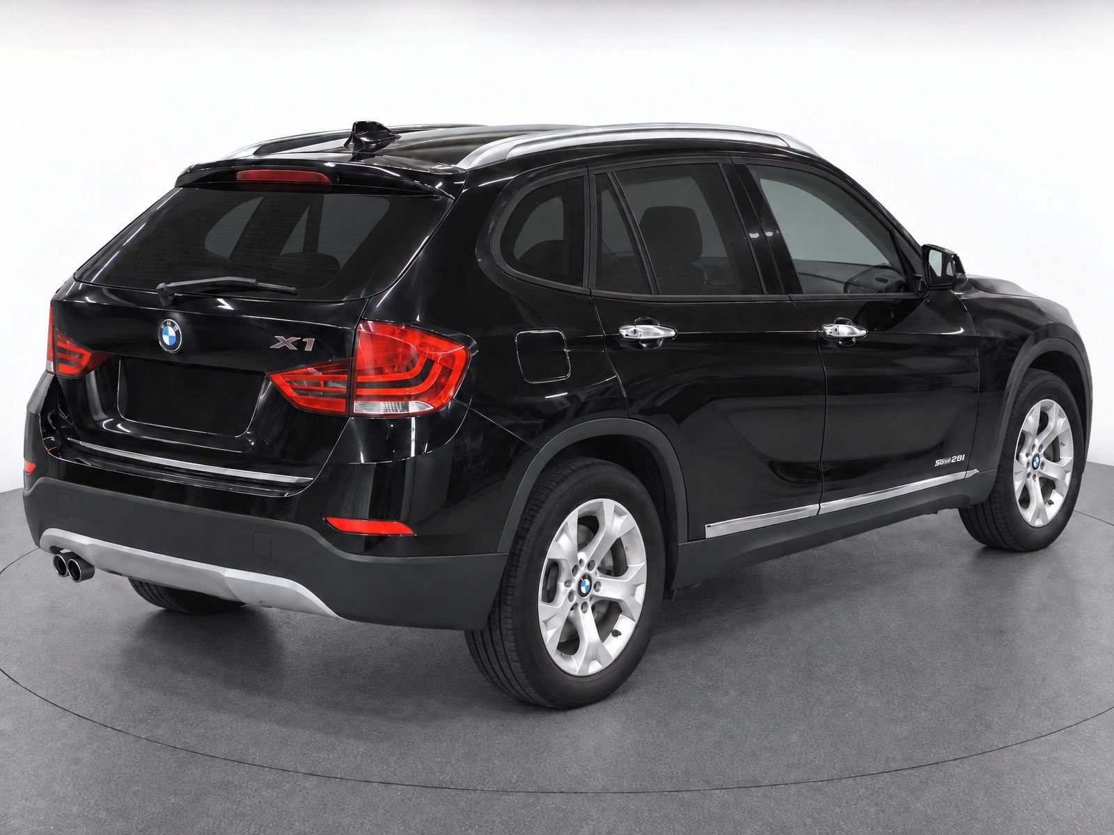 Used 2015 BMW X1 sDrive28i RWD image 8