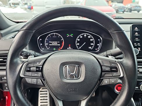 Used 2018 Honda Accord Sport image 18