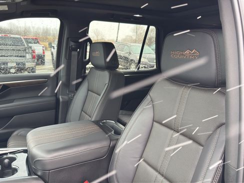 Used 2026 Chevrolet Tahoe High Country image 10