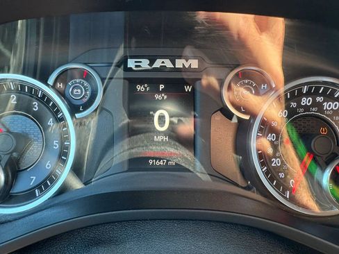 Used 2019 RAM 1500 Big Horn AWD/4WD image 8