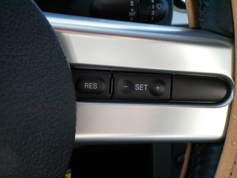 Used 2006 Ford Mustang GT image 24