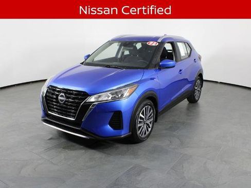 Certified 2022 Nissan Kicks SV image 2