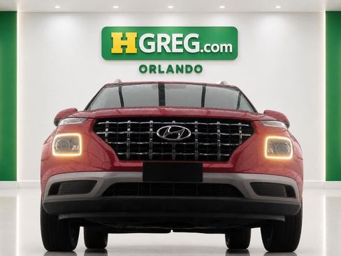 Used 2024 Hyundai Venue Limited FWD image 7