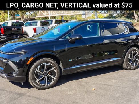 Used 2024 Chevrolet Equinox EV LT AWD/4WD image 3