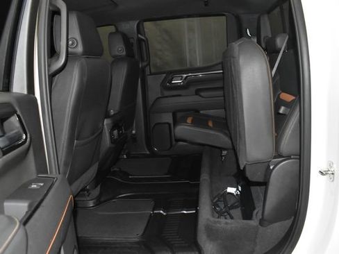 Used 2024 GMC Sierra 1500 AT4 w/ AT4 Preferred Package image 34