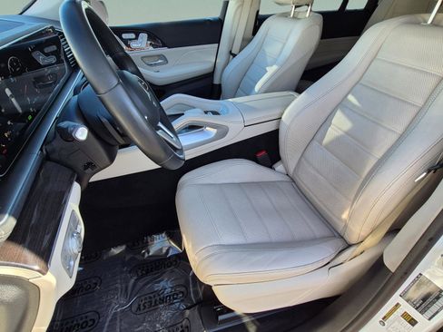 Used 2021 Mercedes-Benz GLS 450 4MATIC image 20