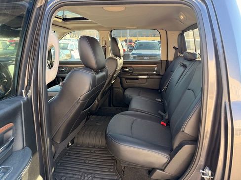 Used 2017 RAM 1500 Laramie w/ Convenience Group image 10