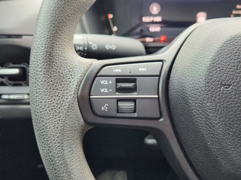 Used 2023 Honda Accord EX image 24