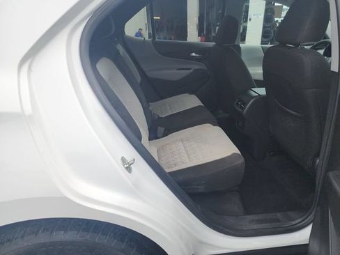 Used 2024 Chevrolet Equinox LS w/ LS Convenience Package AWD/4WD image 31