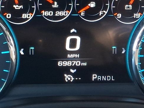 Used 2017 GMC Yukon XL Denali w/ Open Road Package image 23