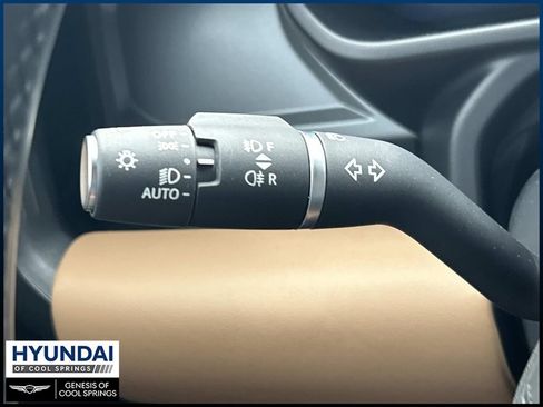 Used 2025 Land Rover Defender 110 X AWD/4WD image 29