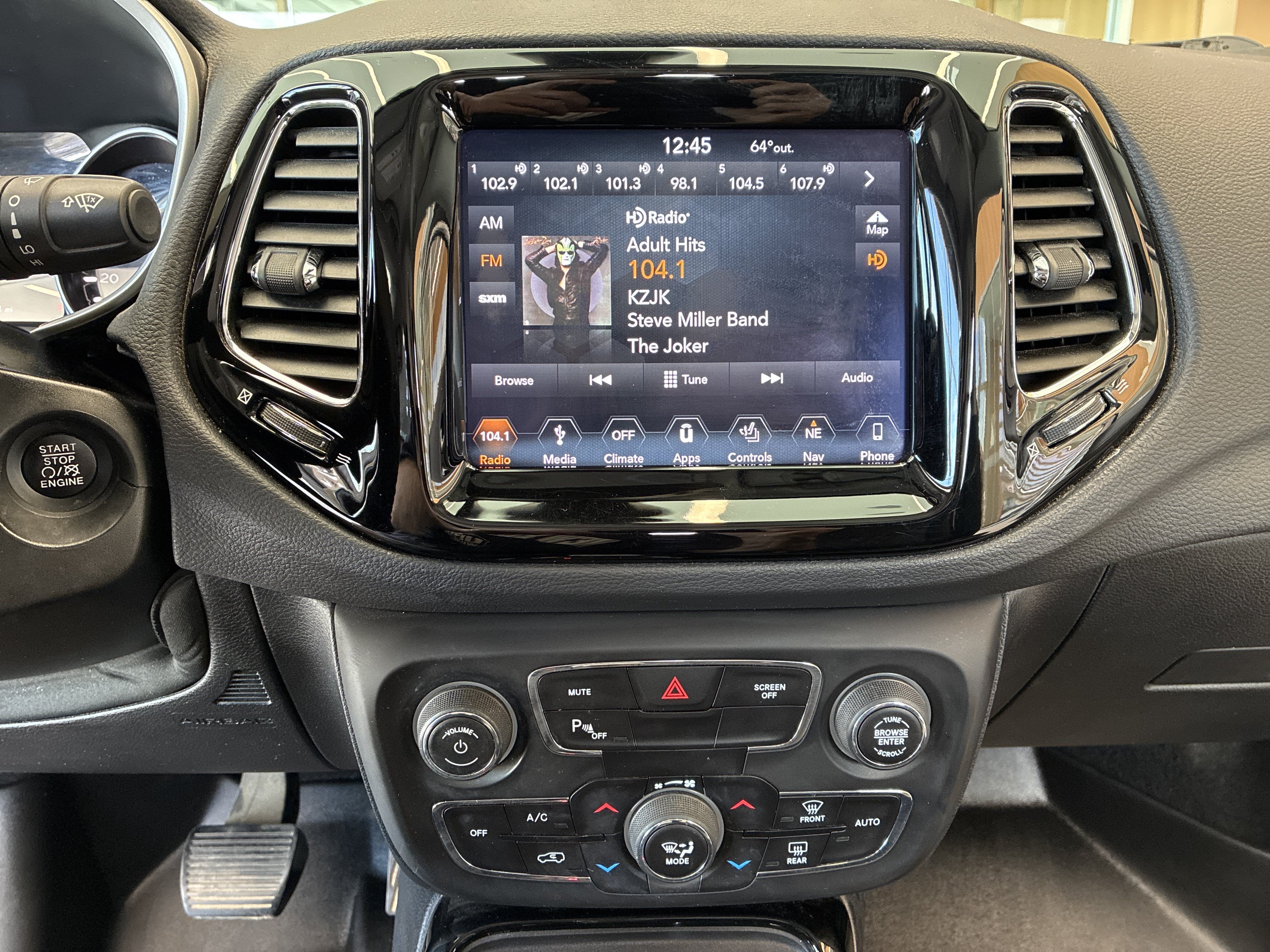 Used 2019 Jeep Compass Limited w/ Safety & Security Group AWD/4WD image 26